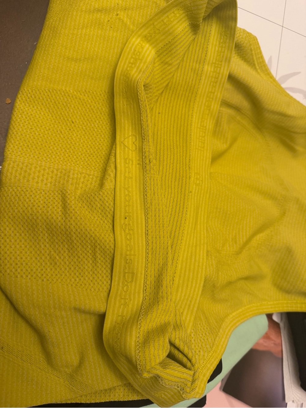 Lululemon Swiftly Tech Tank - Picture 7 of 10